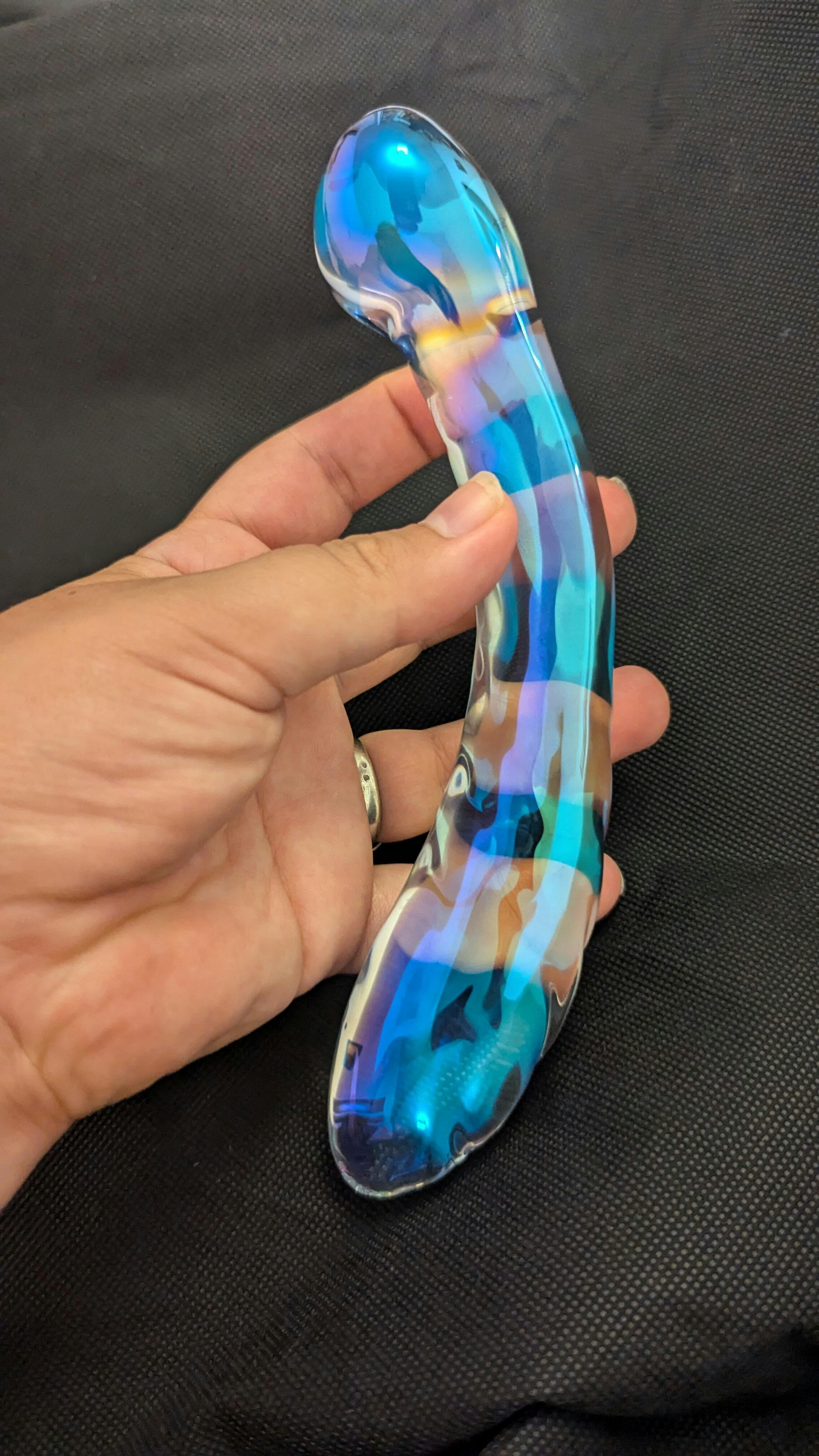 A real customer's photograph showing the Kalii's curve.